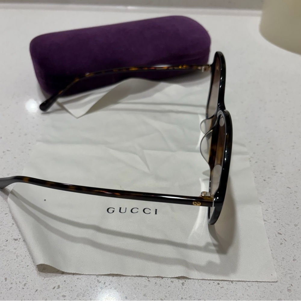 Gucci Black and Brown Gradient Sunglasses - Picture 4 of 6